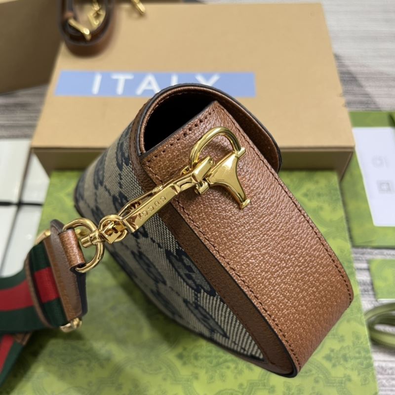 Gvc*1 horsebit bags